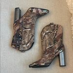 Daniel X Diamond Yosemite Jeweled Pointed Ankle Boots Green Size 6 Photo 1