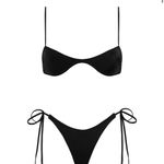 Triangl Black e Bikini Top Photo 0