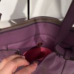 Isaac Mizrahi  leather‎ crossbody bag Photo 3