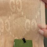 Gucci NWT  GG Logo Shaby pink scarf Photo 4