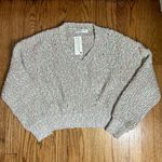 Jon & anna Cozy Cropped VNeck NWT Sweater Photo 8