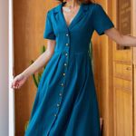 Rihoas Blue V Neck Pleated Button Midi Dress Photo 7