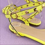 Bamboo  Kick 62 Pyramid Stud Gladiator Sandals 6.5 Yellow Square Toe Photo 4