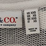 D&Co. Navy and White Striped Knit Top Size XXS Preppy Navy Stripe Top Blue Photo 6