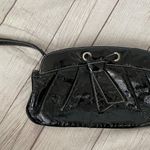 Bisou Bisou patent leather zip close wristlet clutch black Photo 0