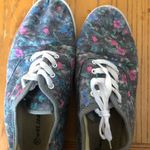Wet Seal Floral Print shoes Photo 0