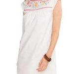 Southern Tide classic white dress with embroidered flowers Photo 0