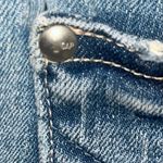 Gap  Original Low Rise Cropped Jeans Womens Size 6 R Medium Wash Denim Minimalist Photo 8
