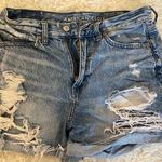 American Eagle “Mom Shorts” Photo 0