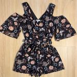 Bailey blue Floral and Crane Print Cold Shoulder Belted Romper Photo 0
