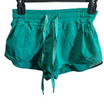 Lululemon  Size 6 Green Athletic Running Shorts Nylon Blend Photo 0