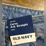 Old Navy high rise CURVY straight Medium Wash Distressed Jeans Photo 2