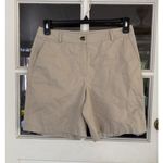 L.L.Bean Women’s Classic Chino Shorts Size 10 Beige Outdoor Mid Rise Khaki Photo 2