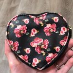 Juicy Couture  Heart Shape Wristlet Roses Flowers Photo 4