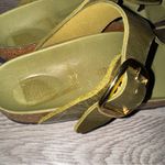 Birkenstock  Oiled Leather Olive Green Gizeh Big Buckle Sandal Size 38 NWT Photo 2