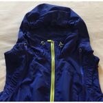 Lorna Jane Activewear high neck sports vest size medium colbalt blue yellow exce Photo 7