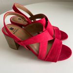 White Mountain  Red Suede Heeled Sandals Size 7.5 Photo 7