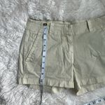Vineyard Vines Women’s Khaki Shorts Size 00 🕶️ Photo 7