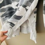 Aerie Camo Pullover Sweatshirt Gray Sz Small Photo 3