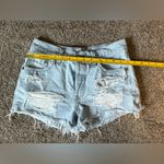 Levi's (Levi) 501 Denim Distressed Lightwash Shorts: Size W25 Photo 3