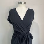Halara  Breezeful V-Neck Tie-Back Side-Pocket Midi Dress Quick Dry Sz 8 NWT Photo 4