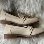 Jones New York “Coralin” Cream Colored Loafers size 8 Photo 6