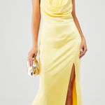 Elliatt  GWENETH GOWN Satin Halter‎ butter Yellow Small Photo 0