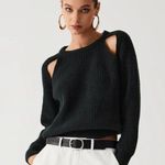 Commense Women's Cold Shoulder Cutout Sweater Knit Pullover Black Size Small NWT Photo 0