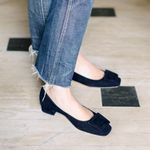 Ann Mashburn NWT  Closed Toe Suede Buckle Flat Shoe Black Size 39.5 EU / 9.5 US Photo 4