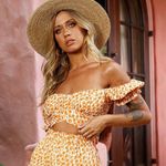 Selfie Leslie LINKA OFF-SHOULDER TIE-BACK CROP TOP FLORAL PRINT ORANGE Large Photo 2