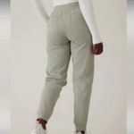 Athleta Like New Solstice Quilted Front Joggers Fern Green Size 12 Retail $129 Photo 5