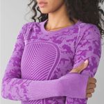 Lululemon  Swiftly Tech Long Sleeve Crew, Heathered Tender Violet Purple sz. 6 Photo 0