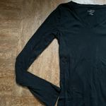 Merona black v neck fitted top Photo 3