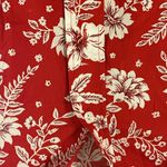 Coldwater Creek  Shaped Women’s Shirt size XS brand new color red and white Photo 6