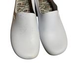 Sticky Professional Shoes for Women in White Size 8 Photo 3