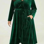 NWT!Dark green rib velvet wrap hem wrap pocket belt dress Size 12 or Large Photo 1