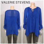 Valerie Stevens asymmetrical hem blouse. NWT Photo 1