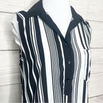 Liberty Love  Black & White Vertical Stripes Sleeveless Collared Blouse Top Small Photo 3