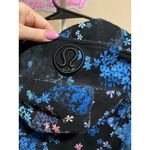 Lululemon Women's Black Floral Scuba Long Sleeve Full Zip Hoodie Size 6 Photo 5