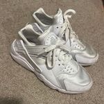Nike Huaraches Photo 0