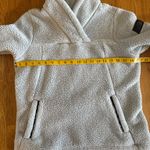 The North Face  Campshire Sherpa Fleece Pullover with Pockets Gray Size Small Photo 6