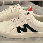 Steve Madden ๐ Sneakers, Size 7 M Photo 3