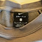 Nike Gray Dri-Fit Embossed Cropped Crewneck Sweatshirt Size Small Photo 7
