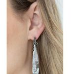 Paparazzi Pursuing the Plume Black Post Earrings (173) Photo 0