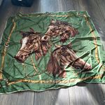 None Vintage equestrian 3 horse green scarf framed bridle feels looks like silk Photo 4