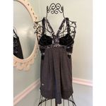 Lululemon  REST LESS Tank Top in Gray FLOWABUNGA Size 8 black floral flowers Photo 4