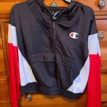 Champion Cropped Windbreaker Photo 0