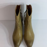 Beast Fashion  taupe Classic Western Boots size 7.5 Photo 9