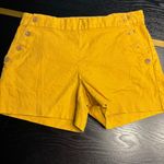 Banana Republic Shorts Mustard Yellow Size 2 - Buttons (4) Each Side Closure EU Photo 1