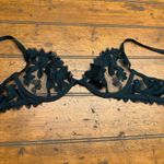 Victoria's Secret green floral‎ thin lace embroidered bra 34B insanely gorgeous Size undefined Photo 7